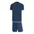 Kit infantil de futebol Cruzeiro III 24/25 da Adidas, na cor azul, mostrando a parte de trás da camiseta e do short.