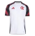 Camisa branca do Flamengo Torcedor II temporada 25/26 com detalhes em preto e vermelho nas mangas, logo do Flamengo e Adidas em vermelho