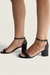 Sandália Clássica Salto Baixo Quadrado - comprar online