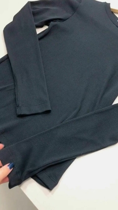 Imagem do Blusa Básica Manga Longa