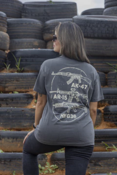 Camiseta Oversized Estonada - Weapons - comprar online