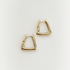 Brinco Argola Triângulo Liso P Dourado - comprar online