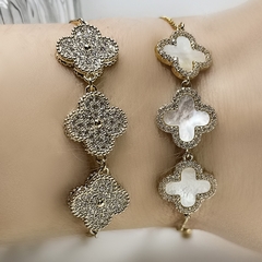 Pulseira Trevo Triplo Zircônia Dourado na internet
