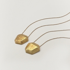 Colar Rocha Maxi Geométrico Textura Dourado na internet