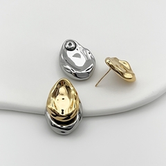 Brinco Martelado Gota Duo Mix Orgânico Dourado/Prata - comprar online