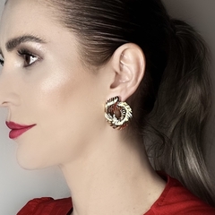 Brinco Spiral Textura Dourado - My.Lily Store