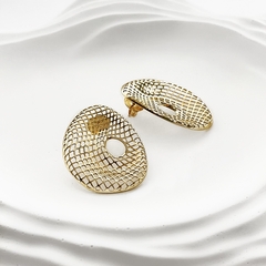 Brinco Orgânico Trama Dourado - comprar online