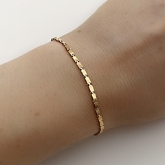 Pulseira Mini Retângulos Charme Dourado na internet