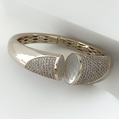 Bracelete Maxi Madrepérola E Mini Zircônia Dourado na internet