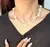 Collar cuentas blancas flor 2B7