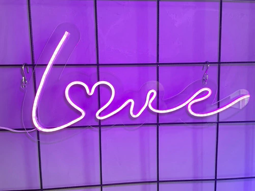 Painel Acrílico Neon Led Love 55 X 28cm Design Exclusivo