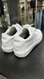 RESORT ALL WHITE na internet