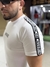 CAMISETA SLIM DUBLIN BRANCA FAIXA ESCRITA - Equilibrio Store Cwb