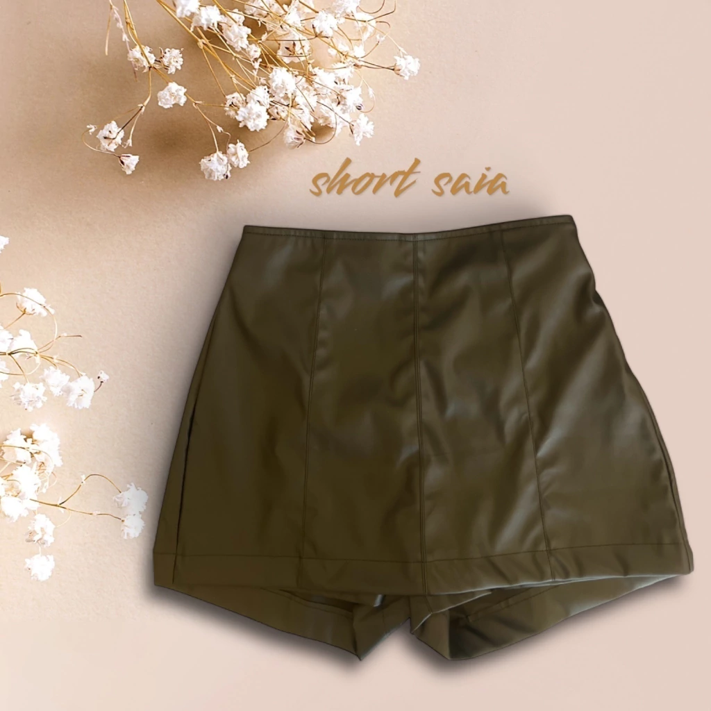 Short Saia em Couro Sintético