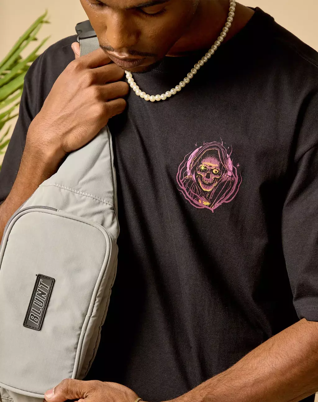 CAMISETA BLUNT BONEYARD - PRETO