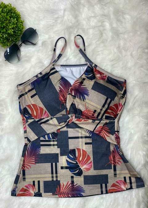 Regata Transpassada Estampada - comprar online