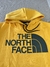 BUZO THE NORTH FACE FRISA - AMARILLO - comprar online