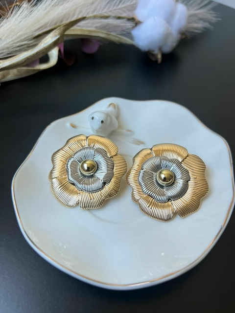 Brinco Flor Mix de Banhos