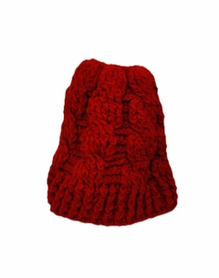 Gorro con abertura para peinado de coleta de caballo en estambron con técnica de gancho