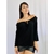blusa preta feminina ombro a ombro TAM M - Qnova Second Hand
