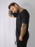 CAMISETA GOLA CANOA CANHAMO PRETO - comprar online