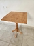Imagen de Mesa arrime torneada cuadrada,