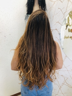 LANÇAMENTO LOIRO MEL ondulado 70cm