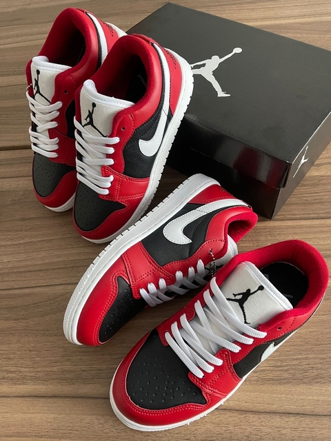 Air Jordan Vermelho/Preto/Branco
