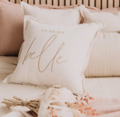 Almohadon La vida es bella