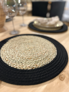 Plato de Sitio de Fibras Naturales Borde Negro - Chula home deco