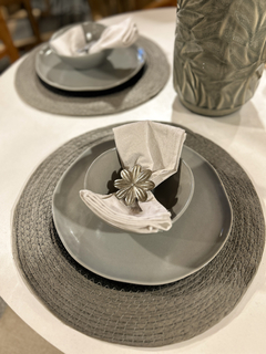 Plato de Sitio Katmandu Gris con Negro en internet