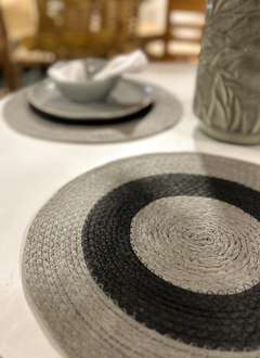 Plato de Sitio Katmandu Gris con Negro - Chula home deco