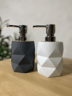 Dispenser Geométrico con Tapa de Bambú - comprar online