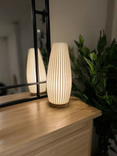 Lampara de Mesa 3D Alta - comprar online