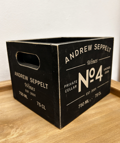 Imagen de Caja decorativa de madera estilo industrial "Wines N°4"