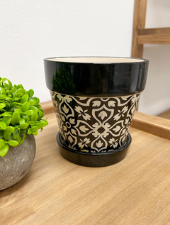 Macetas redondas de azulejos negro con plato - Chula home deco