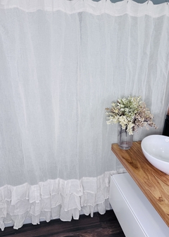 Cortina de baño de gasa con volados - comprar online