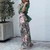 Conjunto blusa e saia longa florida