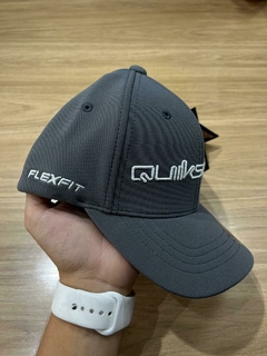 Bone Quiksilver Transfer Letreiro 2025 na internet