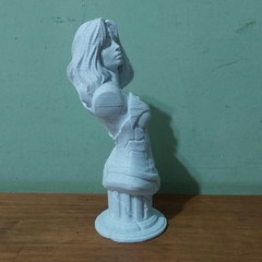 Busto da Mulher Maravilha em Impressão 3D, Cor de Mármore, 20cm de Altura na internet