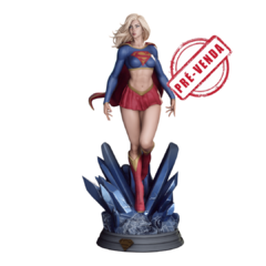 Supergirl - Impressão 3D, Pintura à Mão, 32cm de Altura (Pré-Venda)