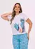 Pijama feminino branco com estampa exclusiva e divertida de Monstros S.A. Confortável e cheio de estilo para suas noites de descanso. Descubra na Sonho Meu Pijamas uma variedade de pijamas femininos inspirados em personagens adoráveis. Renove seu conforto