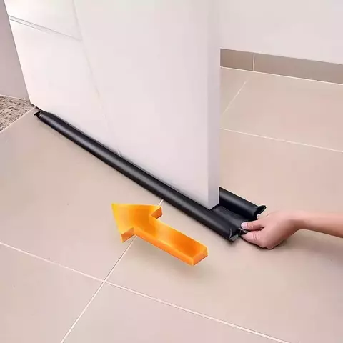 Protetor de Porta em Couronil 90cm Preto – Veda Porta Impermeável com Isolamento Térmico e Redução de Ruídos