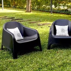 Combo 2 sillones Skarpo+ mesita - comprar online
