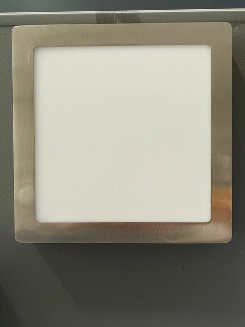 Aplique led cuadrado 18w niquel 195634