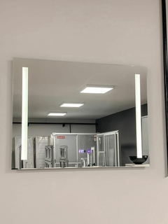 ESPEJO RECTANGULAR LED CON RELOJ