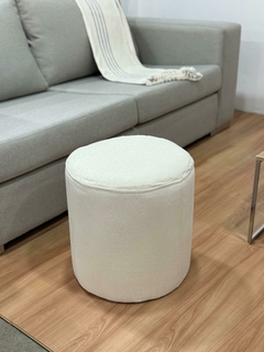 Puff bucle beige - comprar online