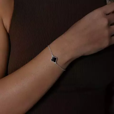 Pulseira Trevo Preto Folheado a Prata - comprar online
