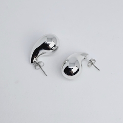 Aros plateados trendy gotas - comprar online