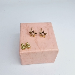 Aros de acero dorado pasante estrella - comprar online